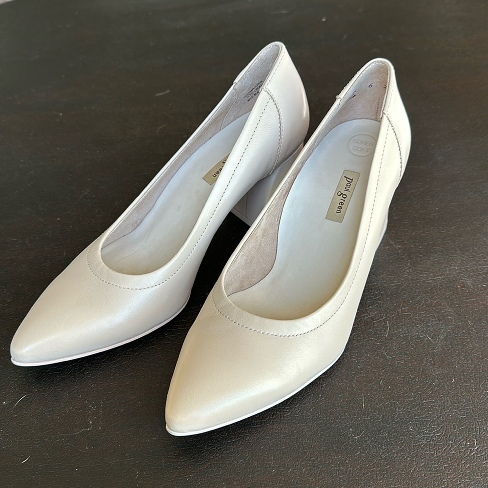Paul Green Kami Pointed Toe Pump Size 6